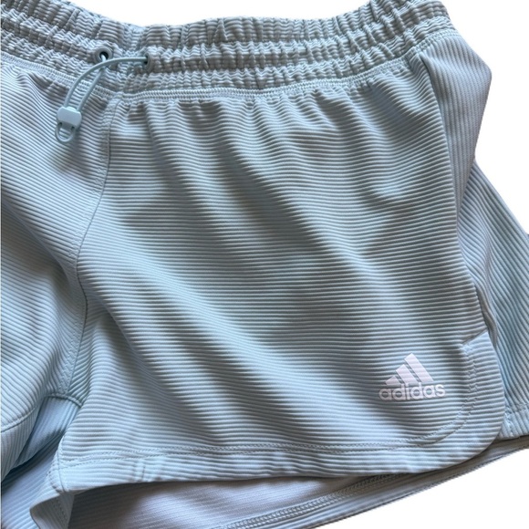 Women's Adidas Blue Athletic Shorts Pacer Training Bungee Shorts Blue Size M - Picture 3 of 5